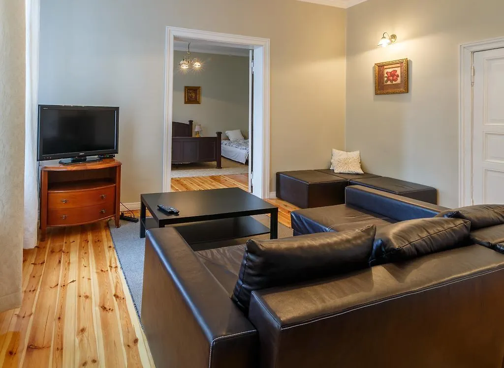 Villa Rosa Apartment - Happy Hours Σόποτ
